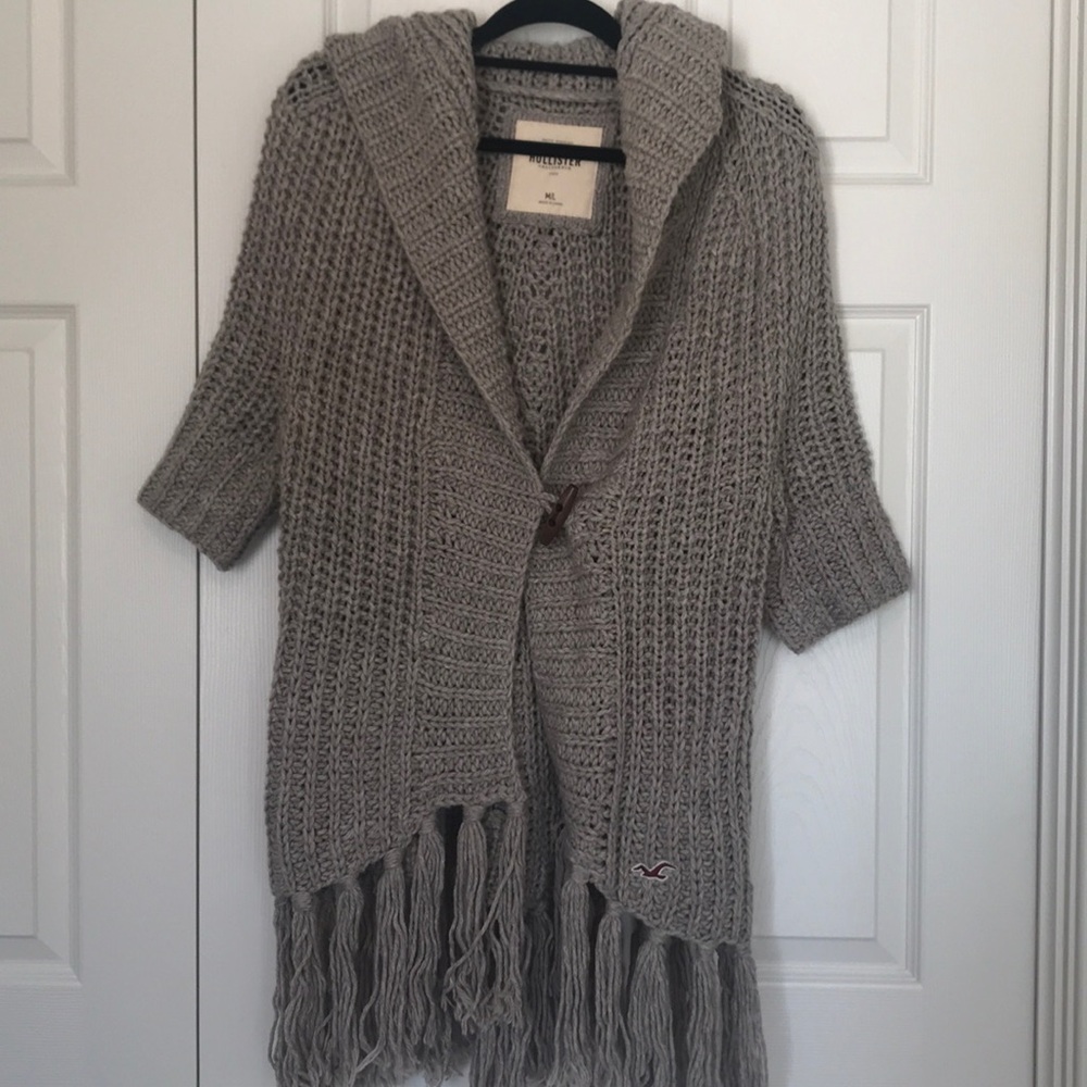 Hollister Beach tassels sweater short sleeve